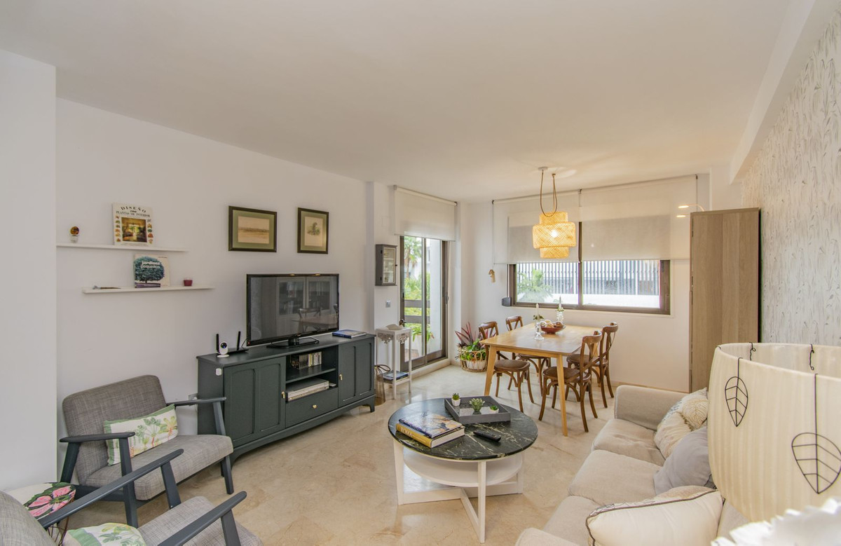 Tussenverdieping Appartement in Costalita-2
