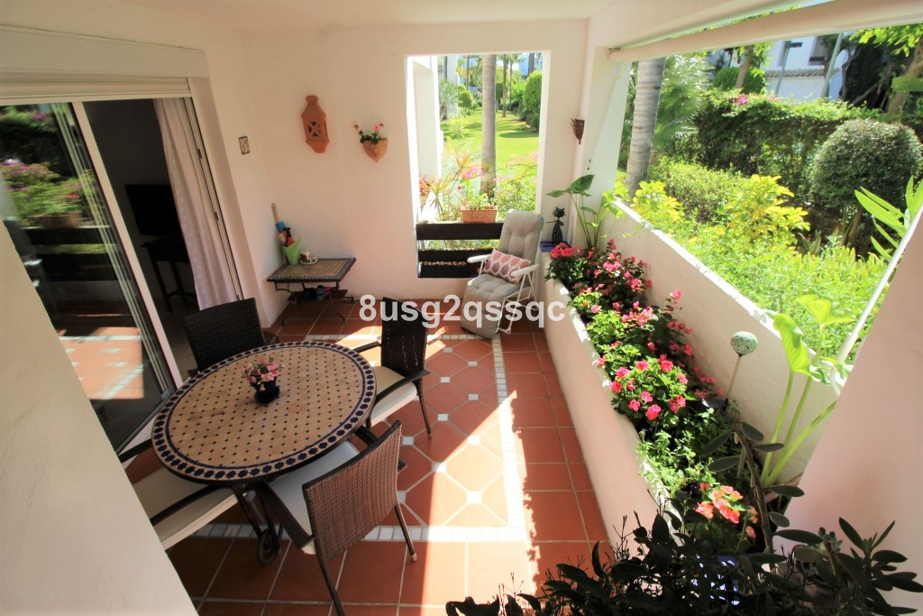Begane grond appartement in Costalita-1