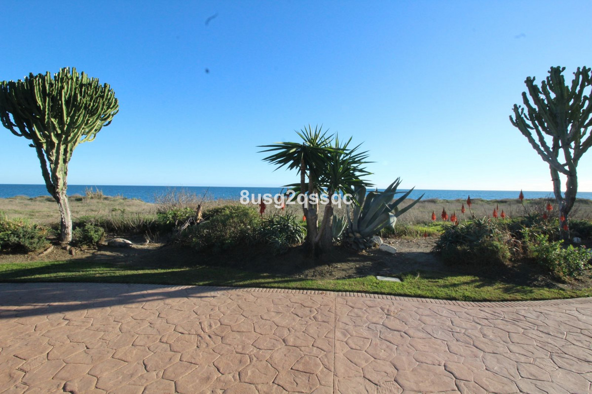Apartment for sale in Costalita | 2 bedrooms H5004529
