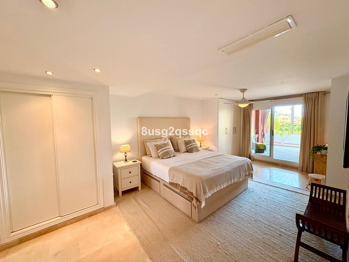 Tussenverdieping Appartement in Costalita-37