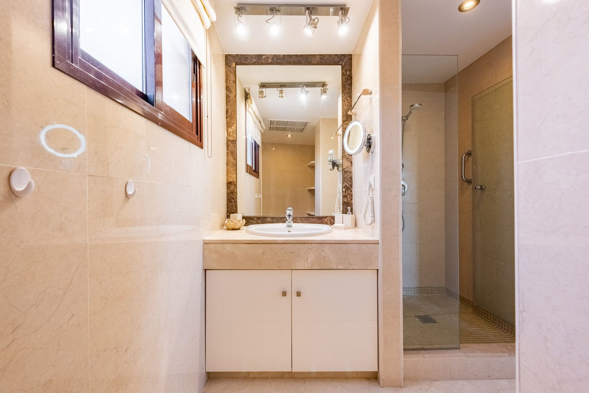 Penthouse for sale in Costalita | 3 bedrooms H5031946
