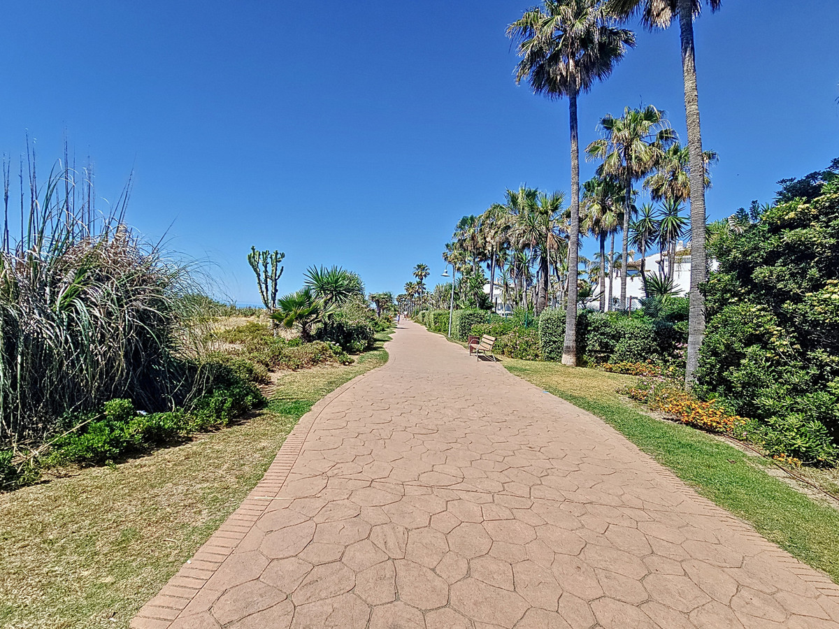 Apartment for sale in Costalita | 1 bedrooms H5055106