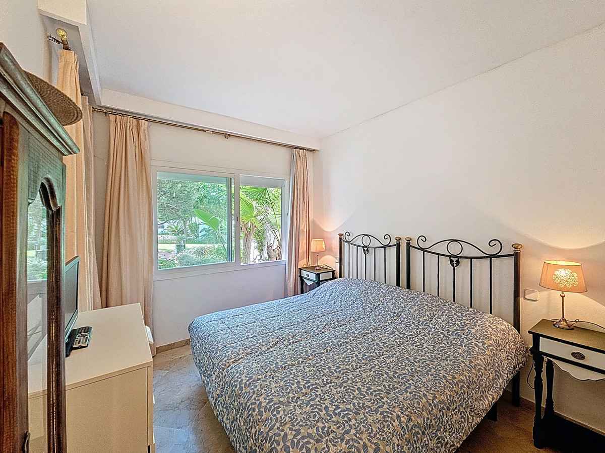 Apartment for sale in Costalita | 1 bedrooms H5055106
