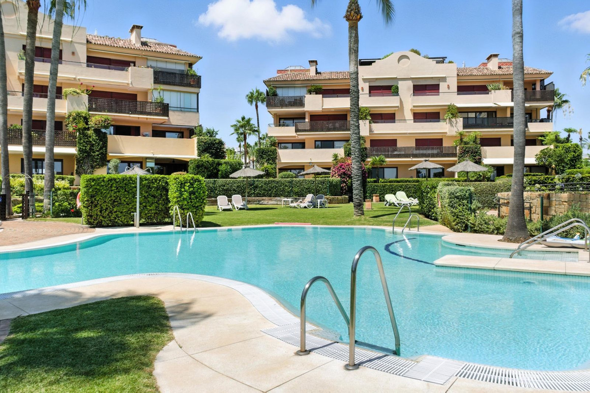 Appartement te koop in Costalita | 2 slaapkamers H5126542