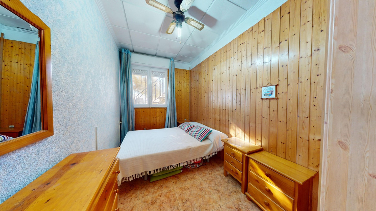 Huis te koop in Crevillent | 4 slaapkamers H5256526