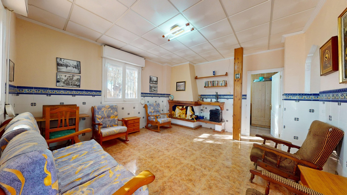 Huis te koop in Crevillent | 4 slaapkamers H5256526