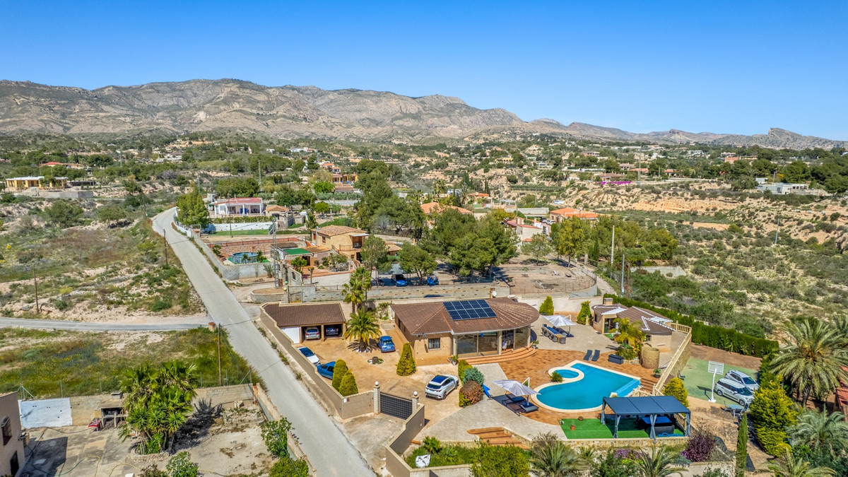 Property main view 33