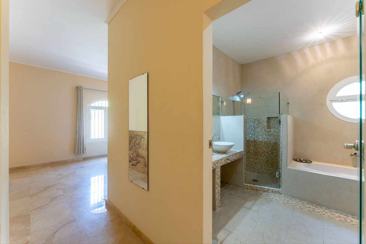 Property main view 32