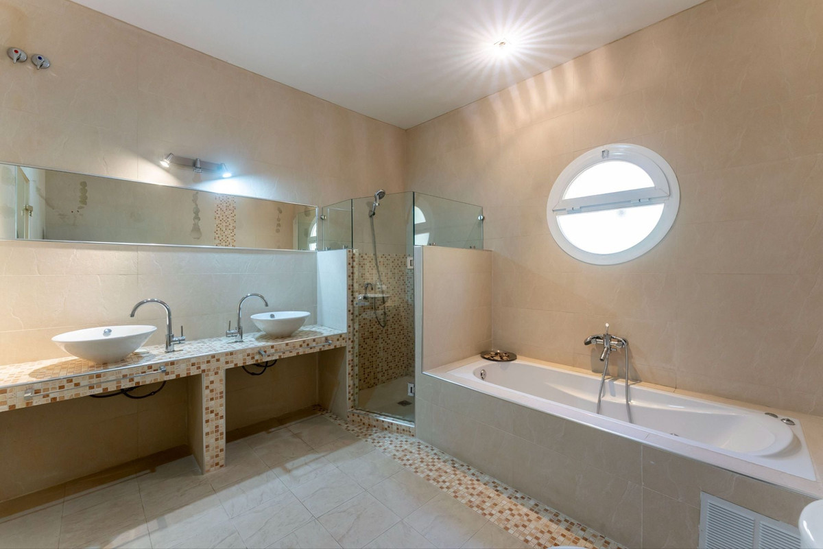 Property main view 33