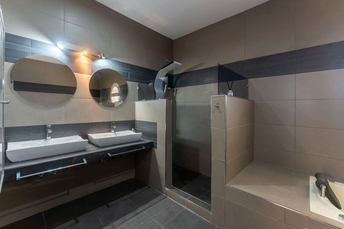 Property main view 43