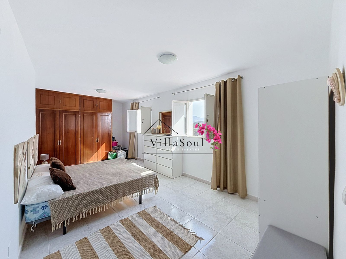 Property main view 33
