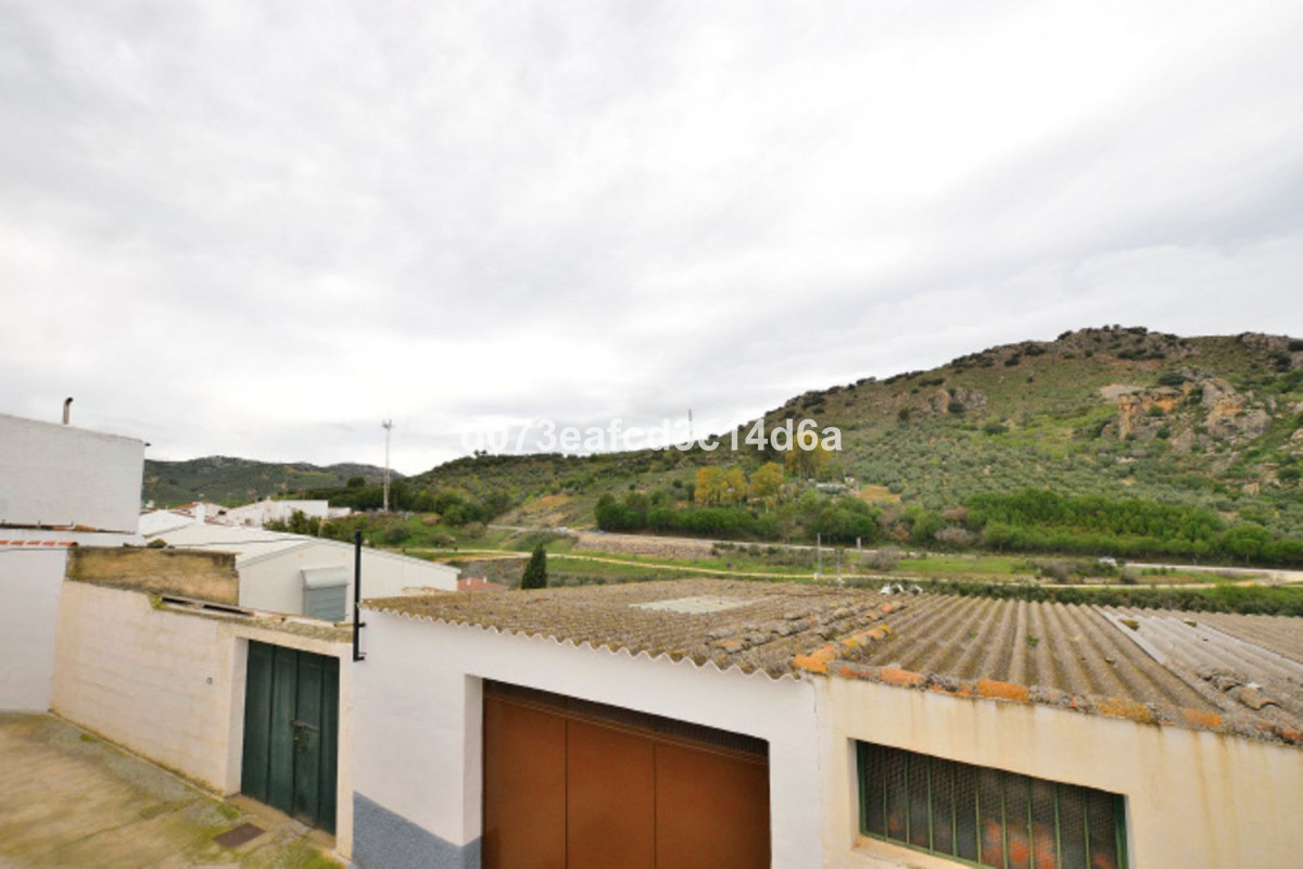 Grond te koop in Cuevas del Becerro | 4 slaapkamers H5486110
