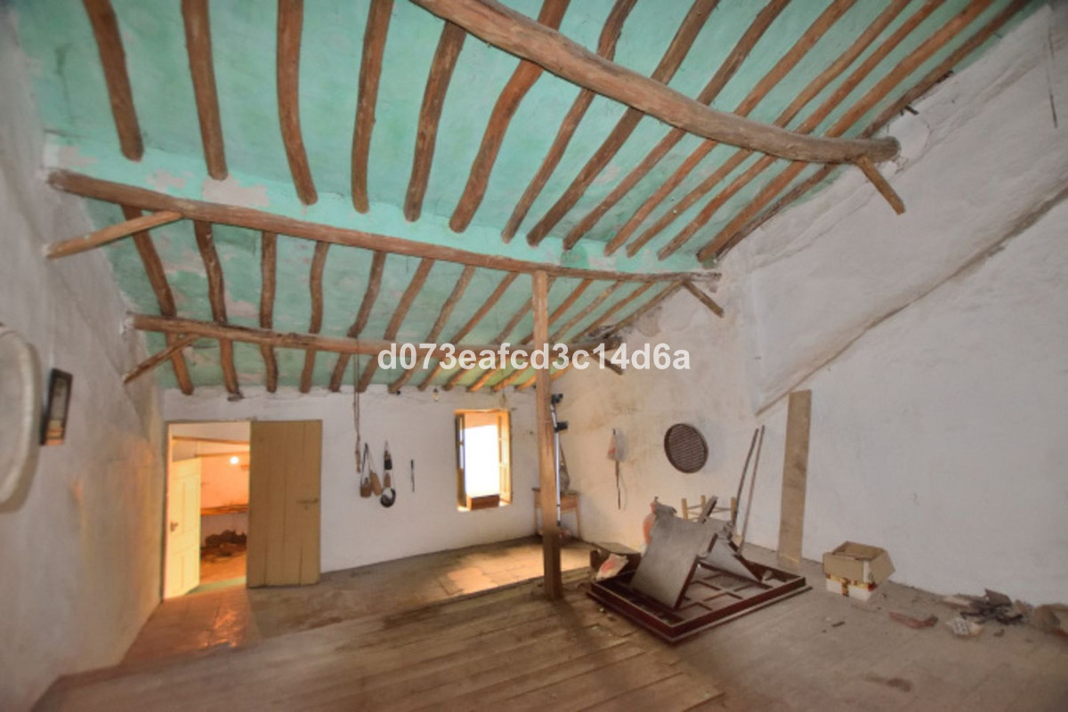 Grond te koop in Cuevas del Becerro | 4 slaapkamers H5486110