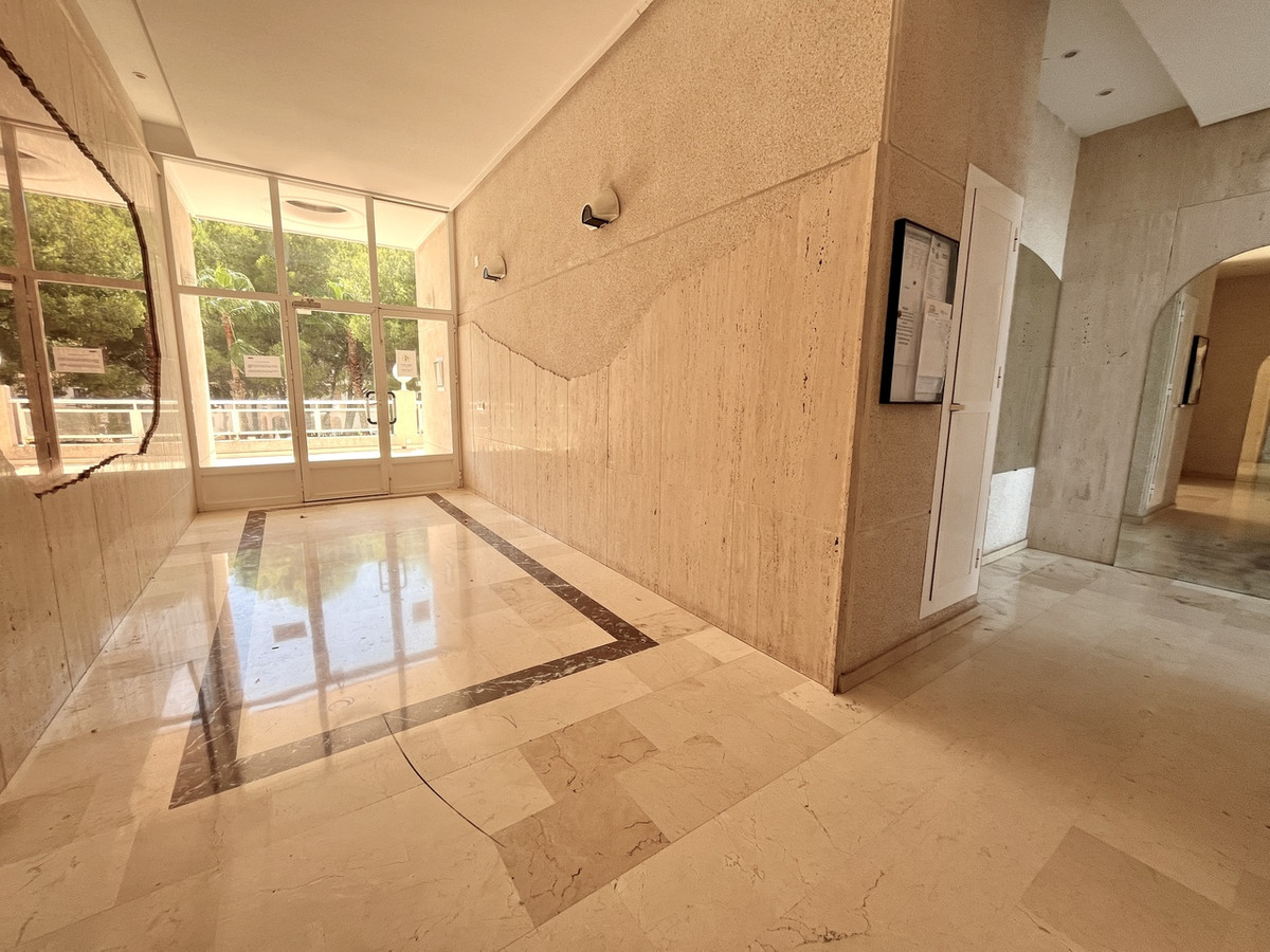 Appartement te koop in Dehesa de Campoamor | 3 slaapkamers H5122267