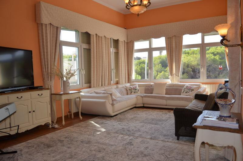 Huis te koop in Dehesa de Campoamor | 4 slaapkamers H5265370