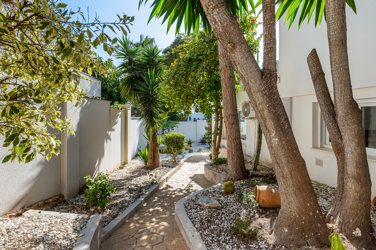 Huis te koop in Dehesa de Campoamor | 7 slaapkamers H5394601