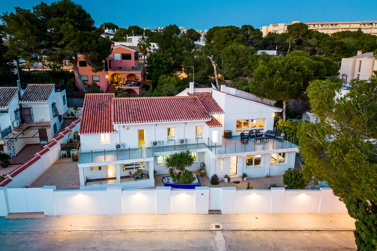 Huis te koop in Dehesa de Campoamor | 7 slaapkamers H5394601