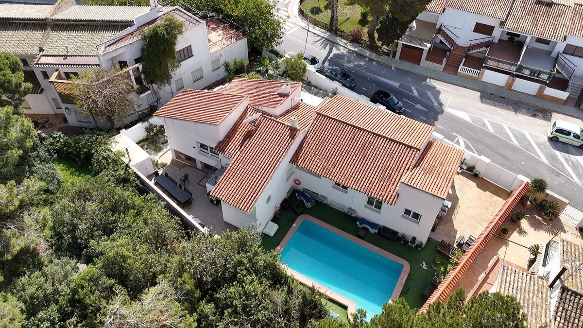 Huis te koop in Dehesa de Campoamor | 7 slaapkamers H5394601