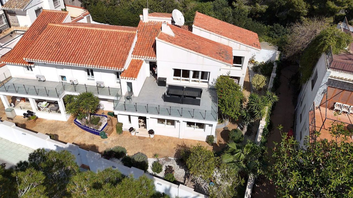 Huis te koop in Dehesa de Campoamor | 7 slaapkamers H5394601