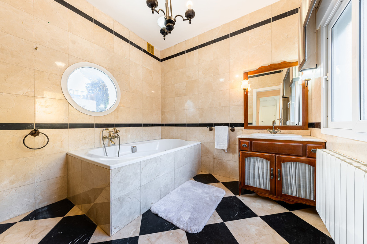 Appartement te koop in Dehesa de Campoamor | 7 slaapkamers H5394607