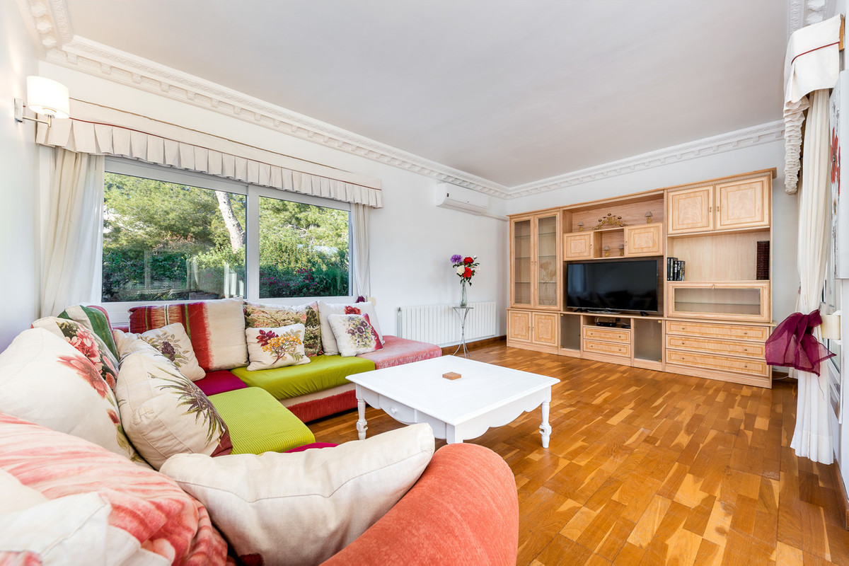 Appartement te koop in Dehesa de Campoamor | 7 slaapkamers H5394607