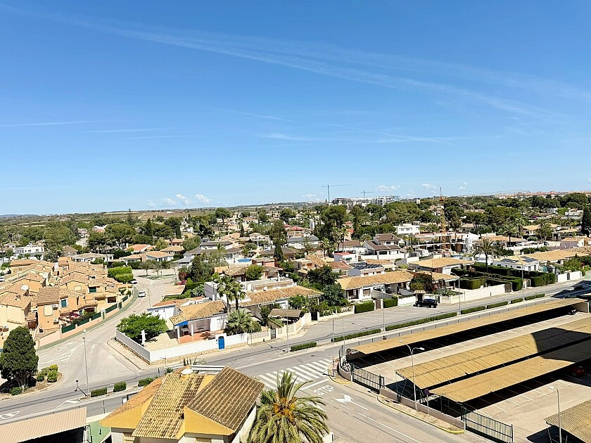 Commercieel te koop in Dehesa de Campoamor | 2 slaapkamers H5456182