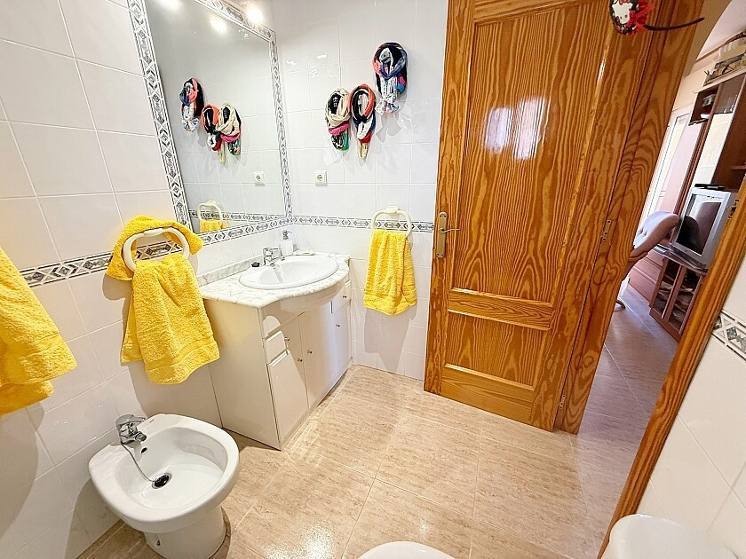 Commercieel te koop in Dehesa de Campoamor | 2 slaapkamers H5456182