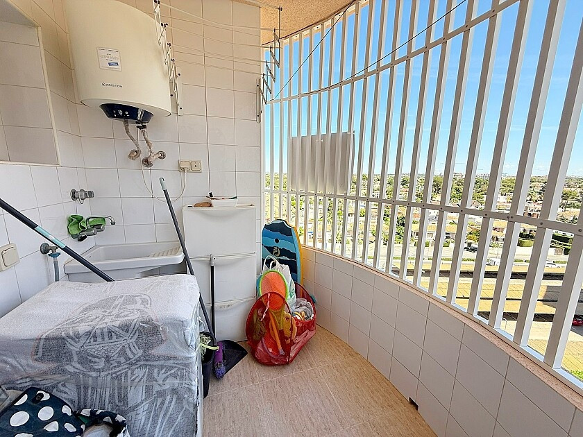 Commercieel te koop in Dehesa de Campoamor | 2 slaapkamers H5456182