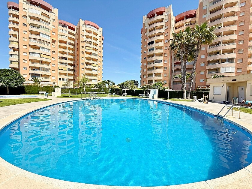 Commercieel te koop in Dehesa de Campoamor | 2 slaapkamers H5456182