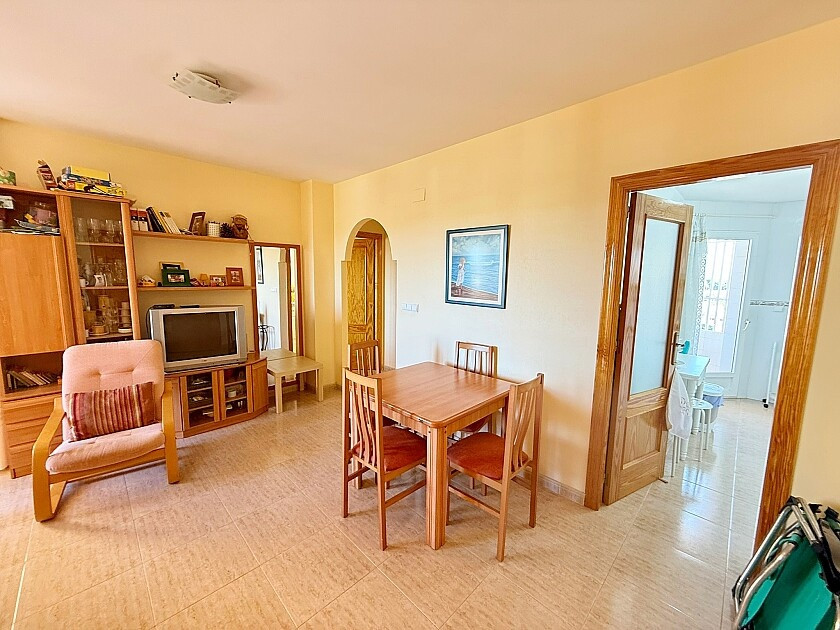 Commercieel te koop in Dehesa de Campoamor | 2 slaapkamers H5456182