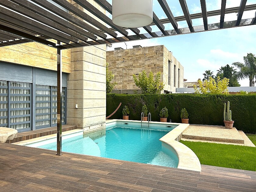 Appartement te koop in Dehesa de Campoamor | 4 slaapkamers H5456347