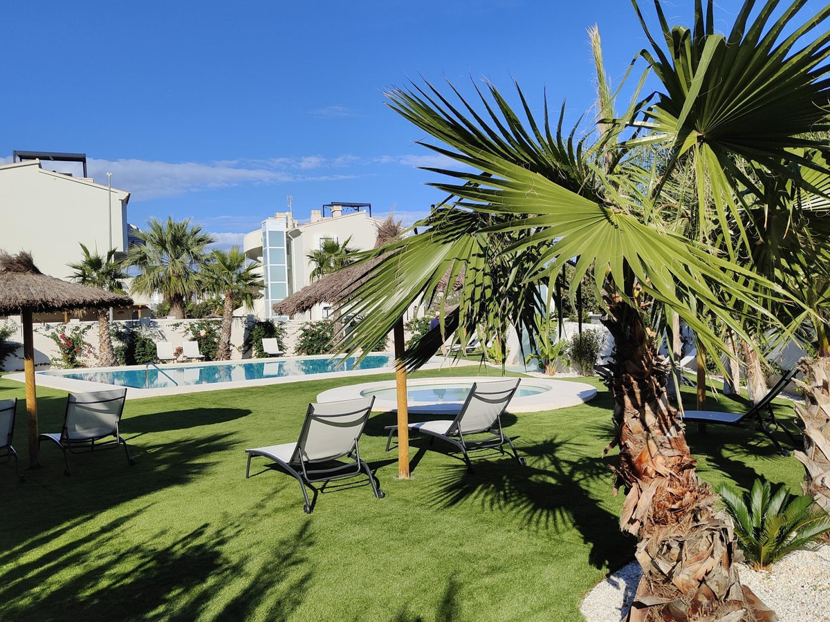 Appartement te koop in Denia | 2 slaapkamers H5473048