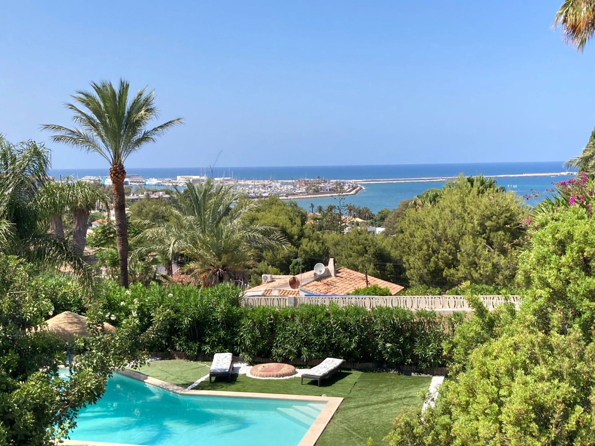 Vrijstaande Villa te koop in Denia | 2 slaapkamers H5478331