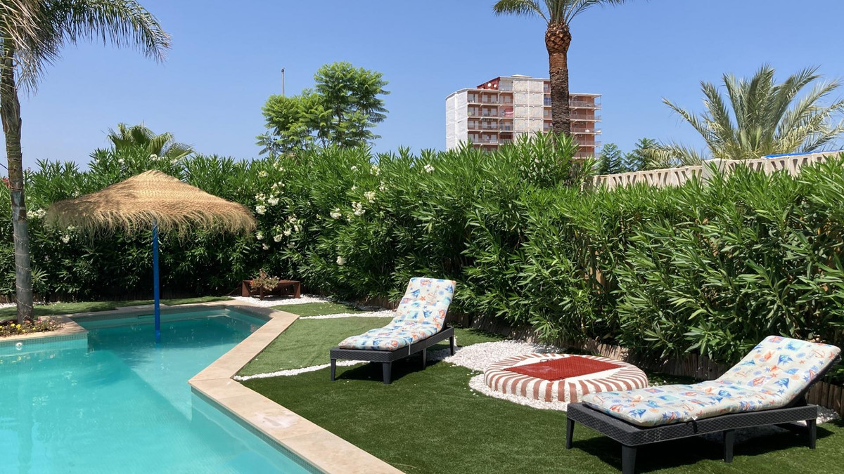 Vrijstaande Villa te koop in Denia | 2 slaapkamers H5478331