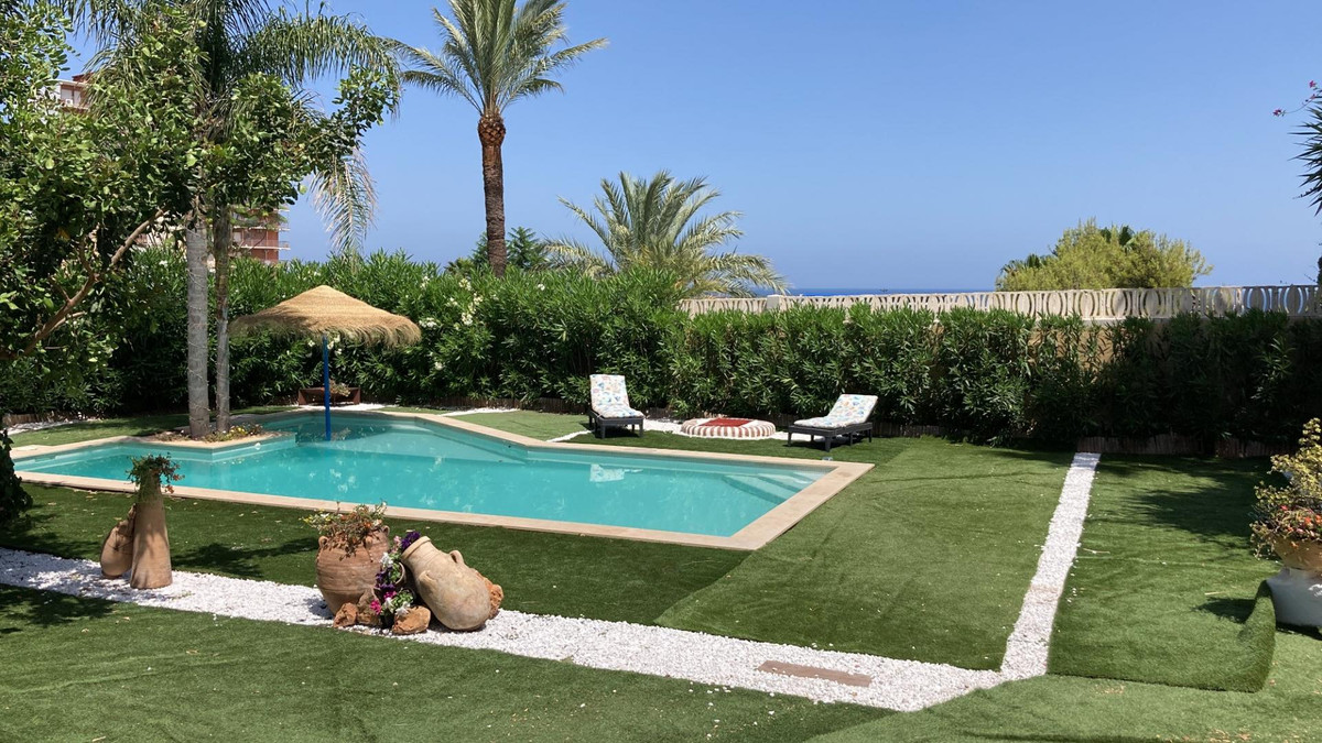 Vrijstaande Villa te koop in Denia | 2 slaapkamers H5478331