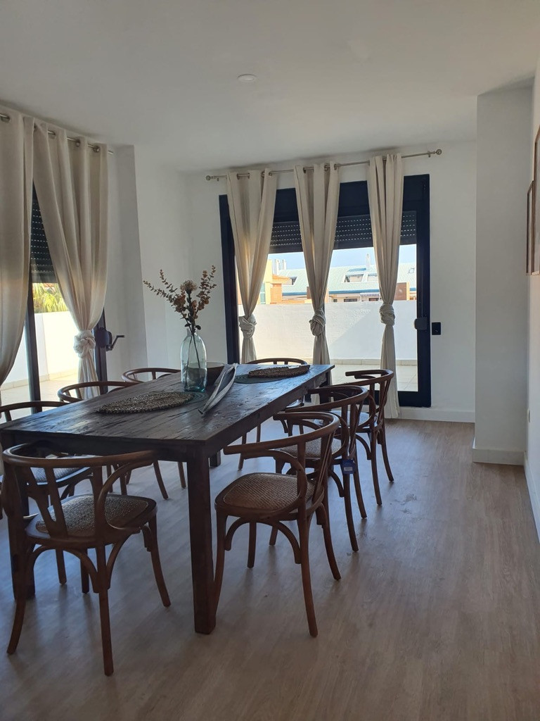 Penthouse te koop in Denia | 4 slaapkamers H5525236
