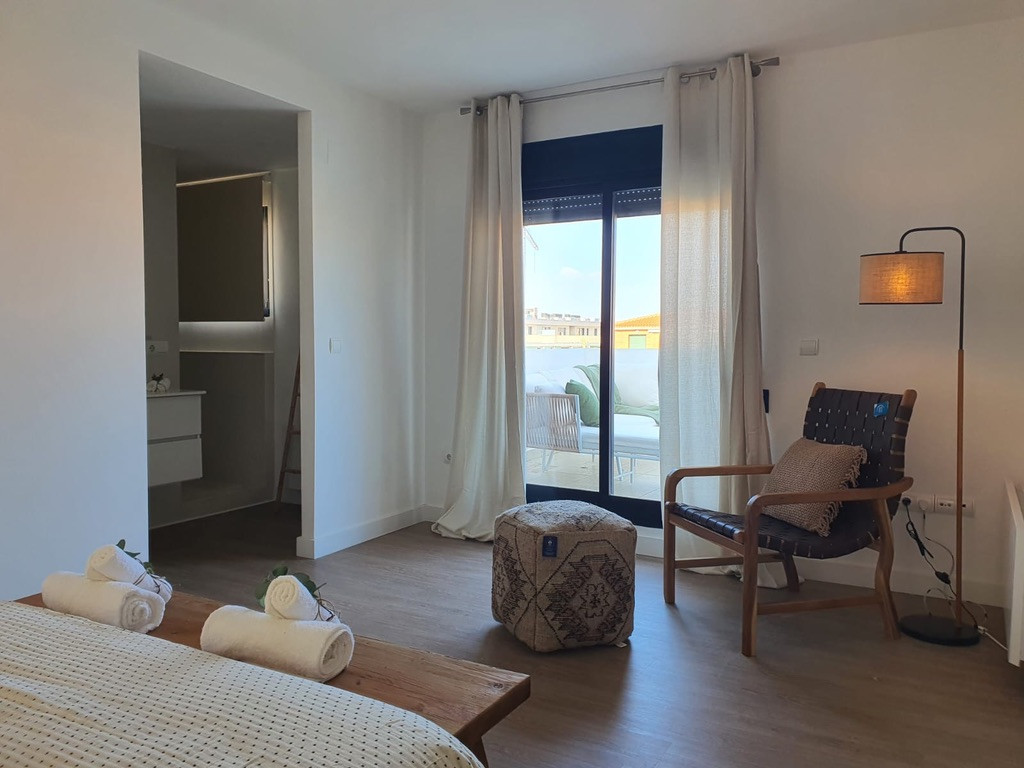 Penthouse te koop in Denia | 4 slaapkamers H5525236