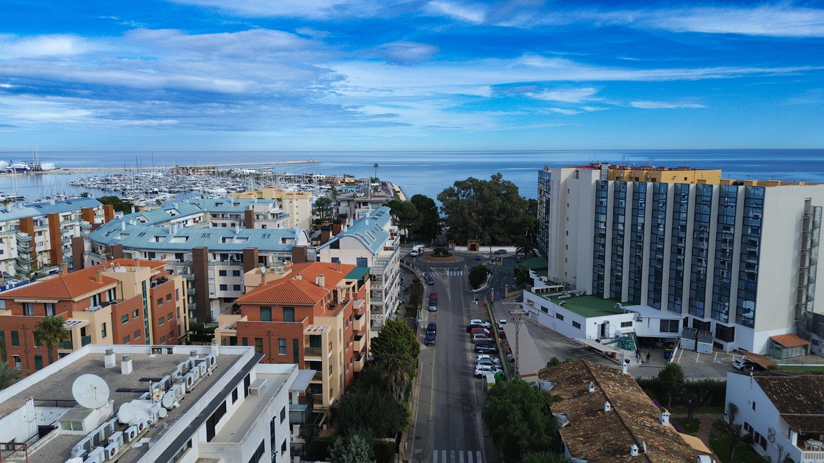 Penthouse te koop in Denia | 4 slaapkamers H5525236