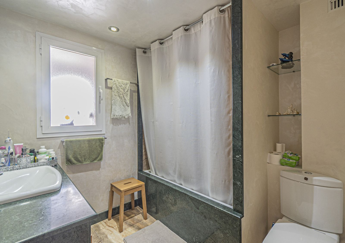 Appartement te koop in Diana Park | 2 slaapkamers H5119162