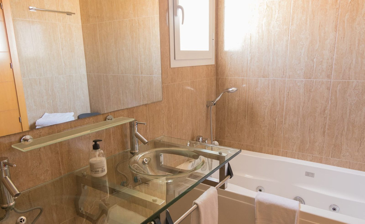 Appartement te koop in Diana Park | 2 slaapkamers H5142190