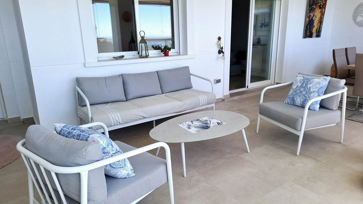 Appartement te koop in Doña Julia | 2 slaapkamers H5056567