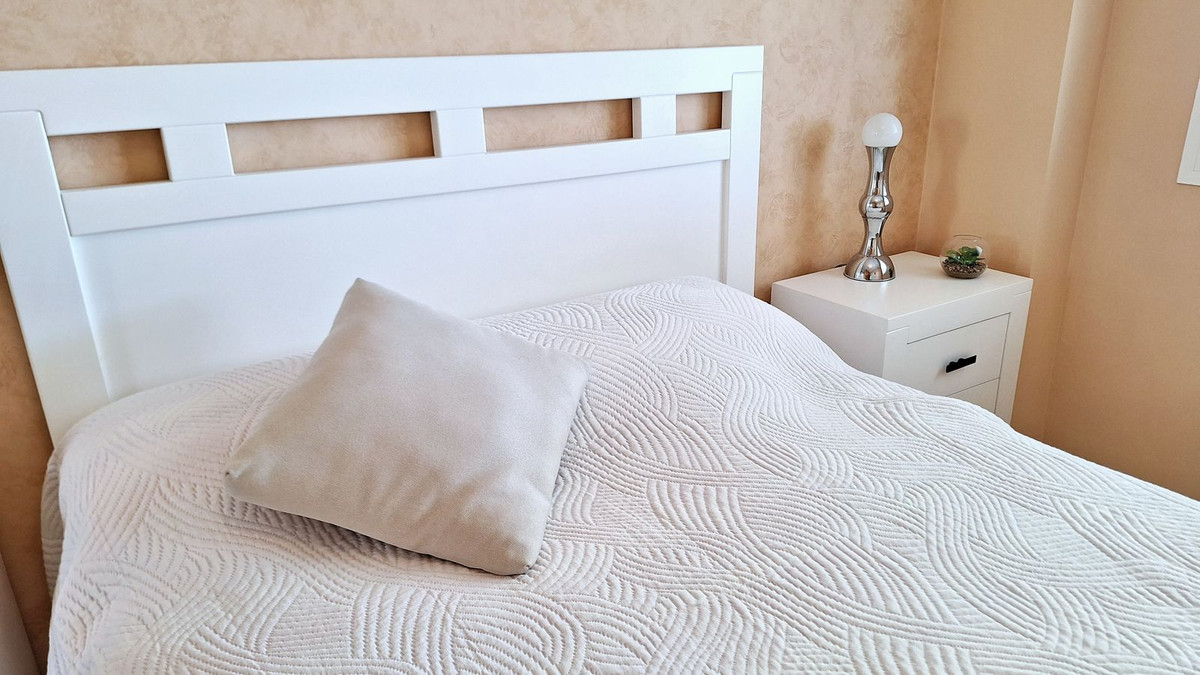 Appartement te koop in Doña Julia | 2 slaapkamers H5056567