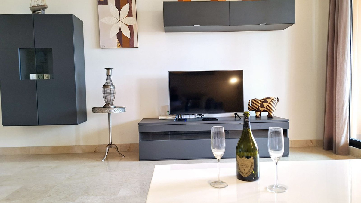 Appartement te koop in Doña Julia | 2 slaapkamers H5057500