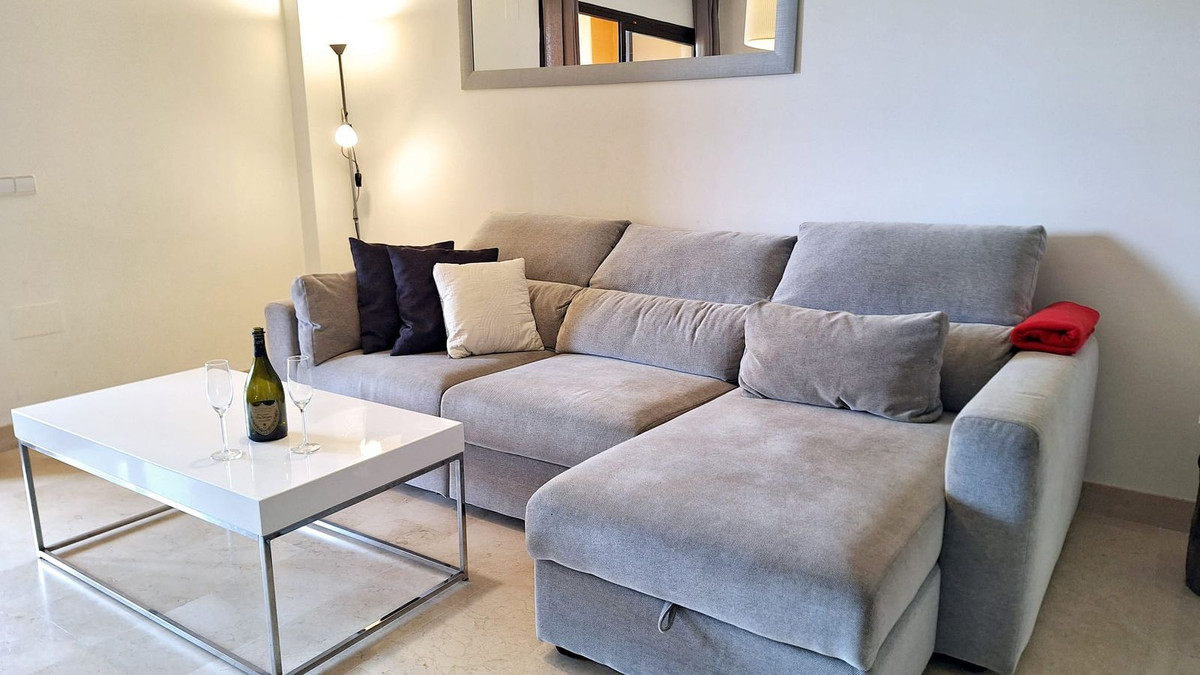 Appartement te koop in Doña Julia | 2 slaapkamers H5057500