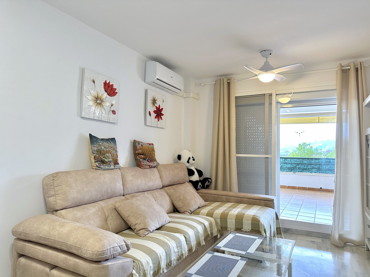 Appartement te koop in Doña Julia | 2 slaapkamers H5108158