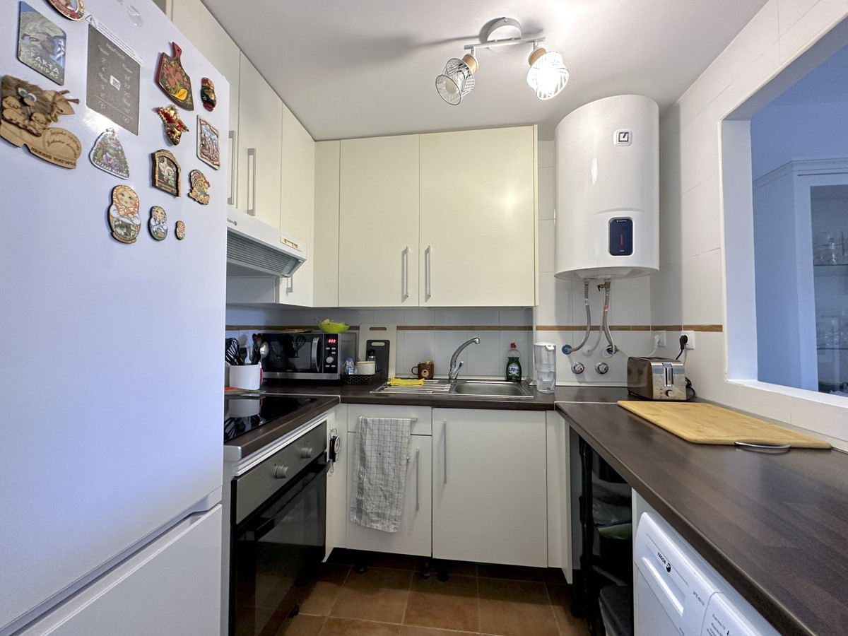 Appartement te koop in Doña Julia | 2 slaapkamers H5108158