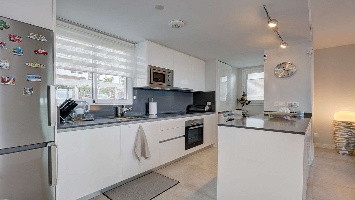 Appartement te koop in Doña Julia | 3 slaapkamers H5118220