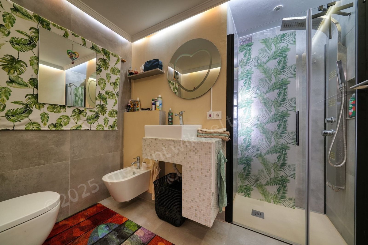 Appartement te koop in Doña Julia | 2 slaapkamers H5183104