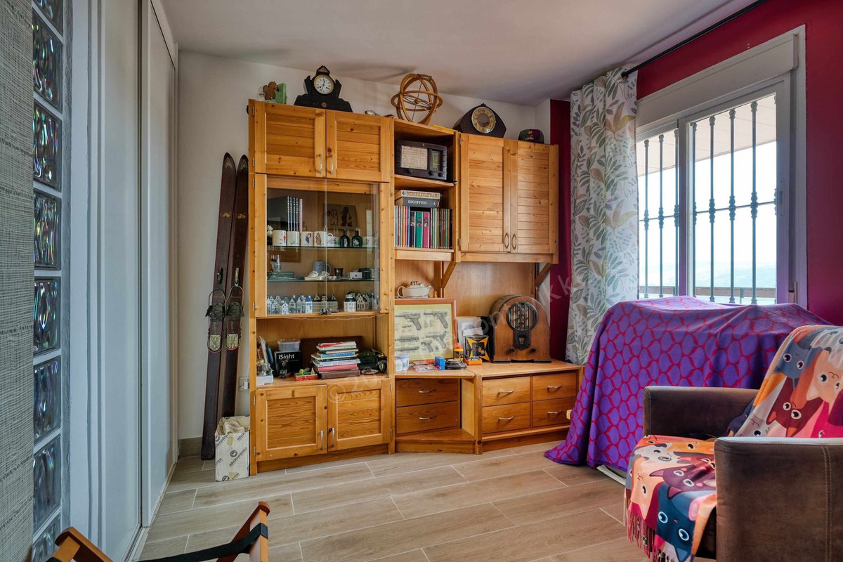 Appartement te koop in Doña Julia | 2 slaapkamers H5183104