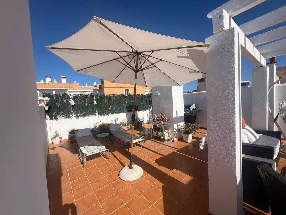 Appartement te koop in Doña Julia | 2 slaapkamers H5198503